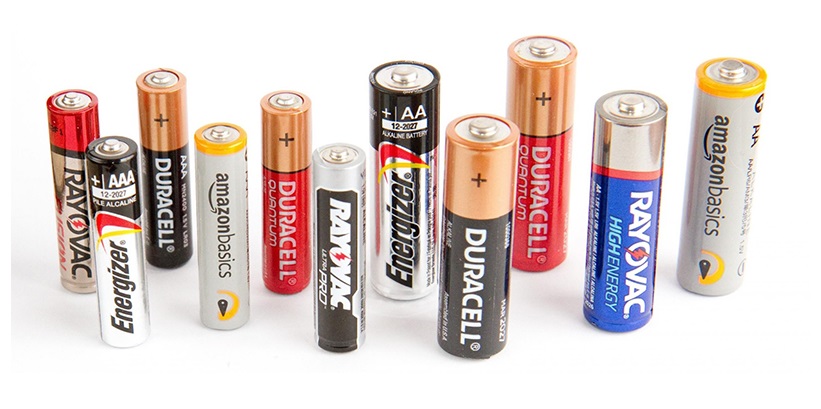 Phân biệt và So sánh Pin kiềm Alkaline và Pin thường