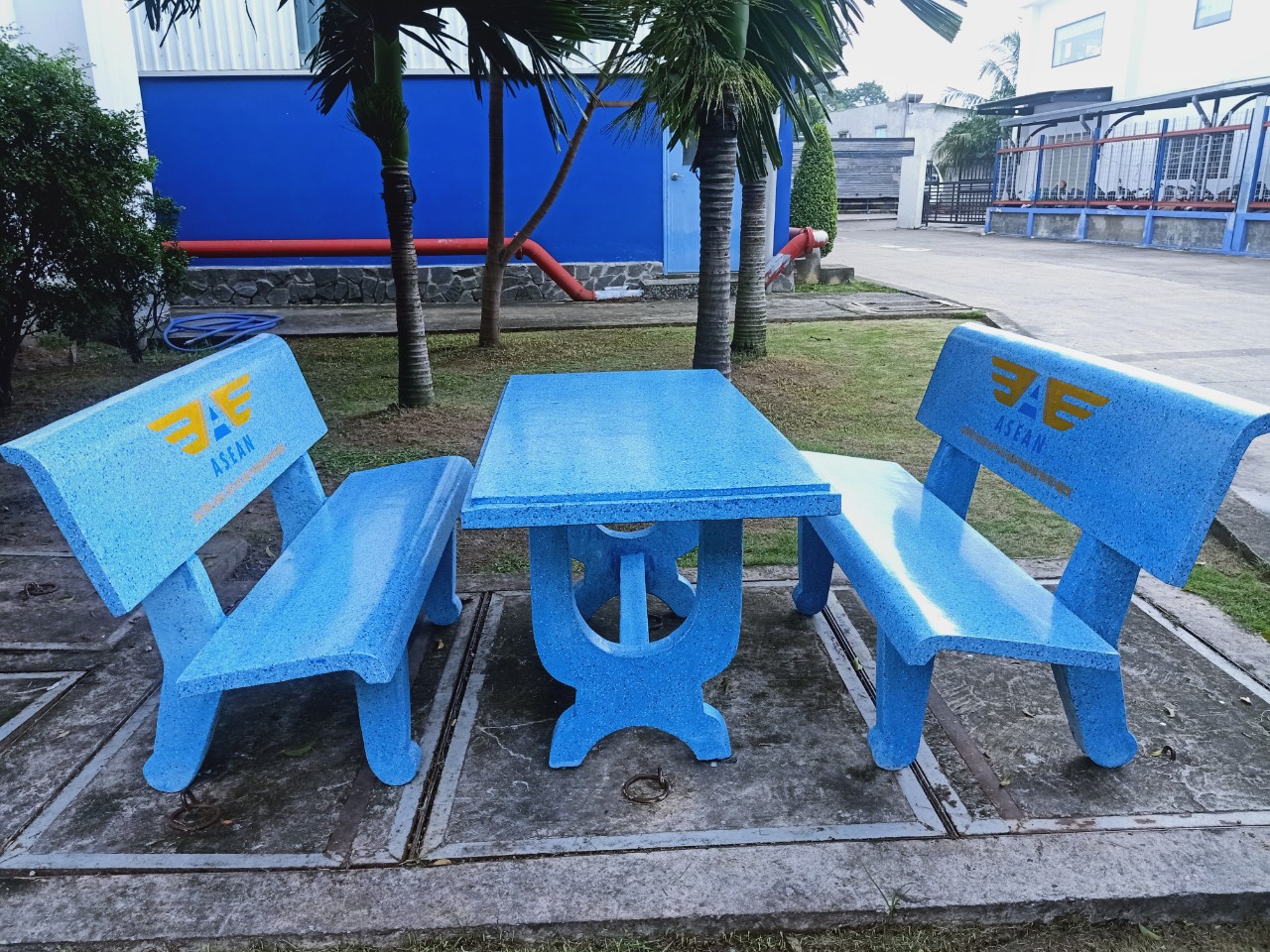 dia-chi-mua-ban-ghe-da-gia-re-uy-tin-va-chat-luong-tai-binh-duong