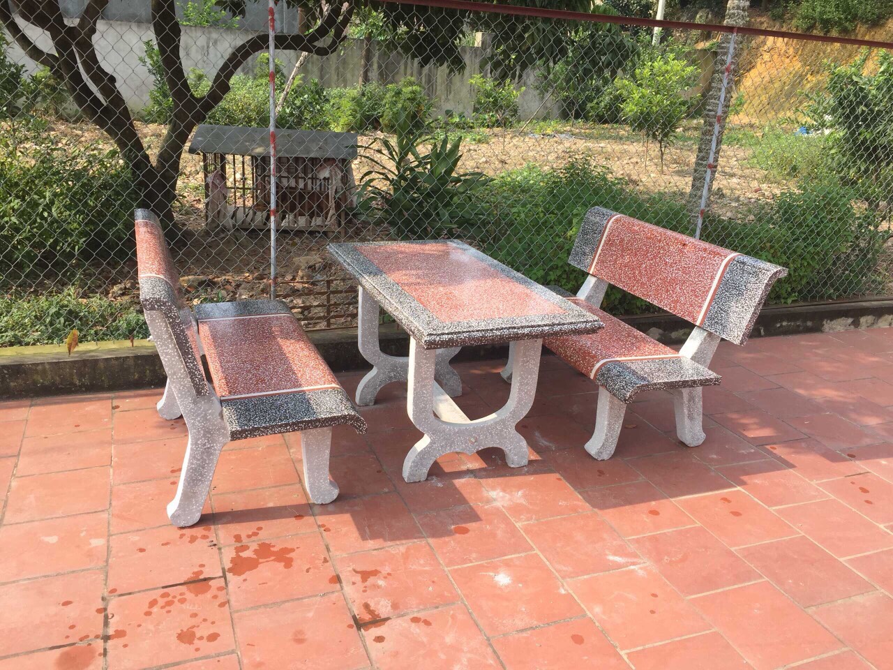 dia-chi-mua-ban-ghe-da-gia-re-uy-tin-va-chat-luong-tai-binh-duong