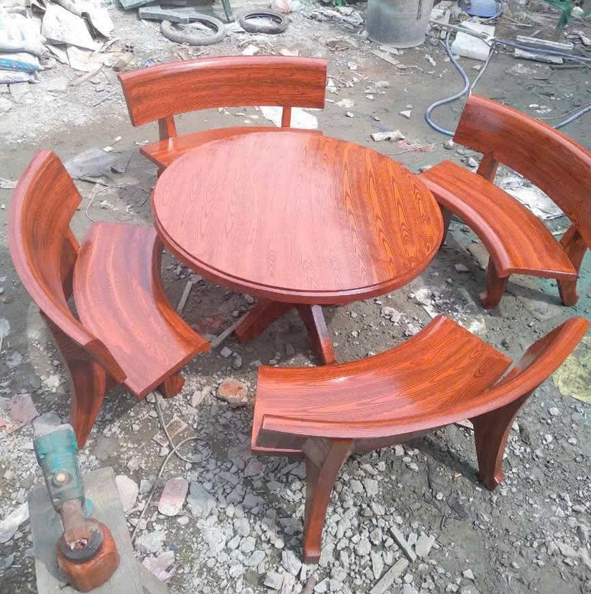 ban-ghe-da-san-vuon-truong-hoc-benh-vien-cong-vien-tai-binh-duong