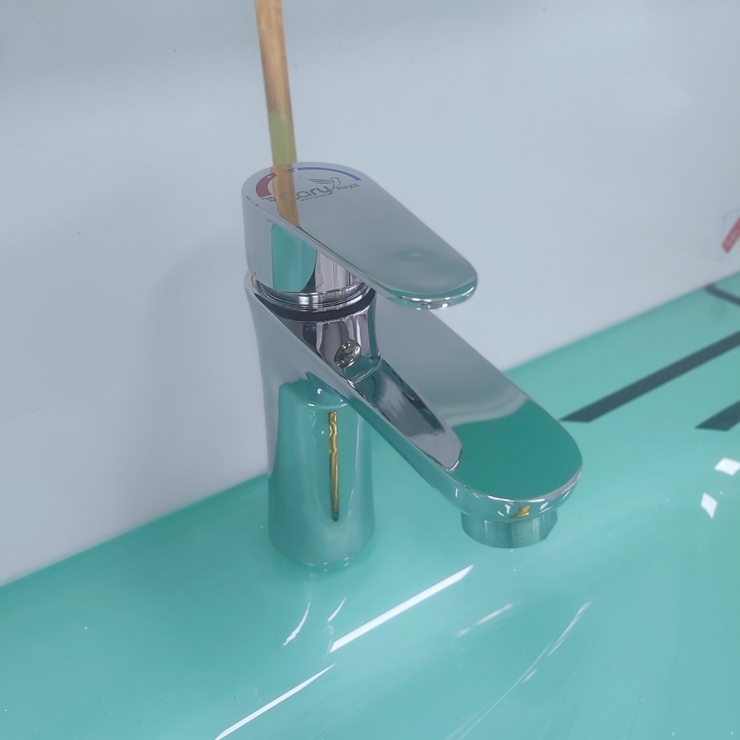 voi-lavabo-nong-lanh-inox-bong-ca-302b