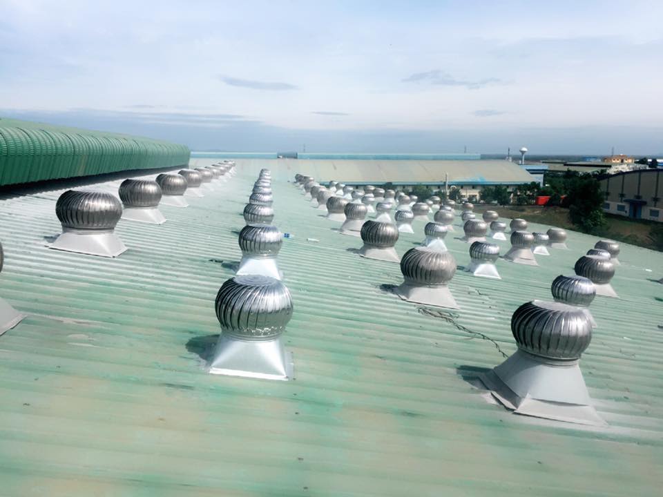 qua-cau-thong-gio-quat-hut-nhiet-inox